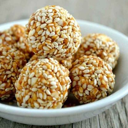 Til ke Laddu | Sesame Laddu